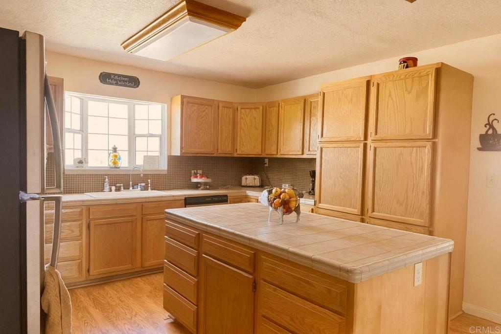 37076 Calico Boulevard Property Photo 6