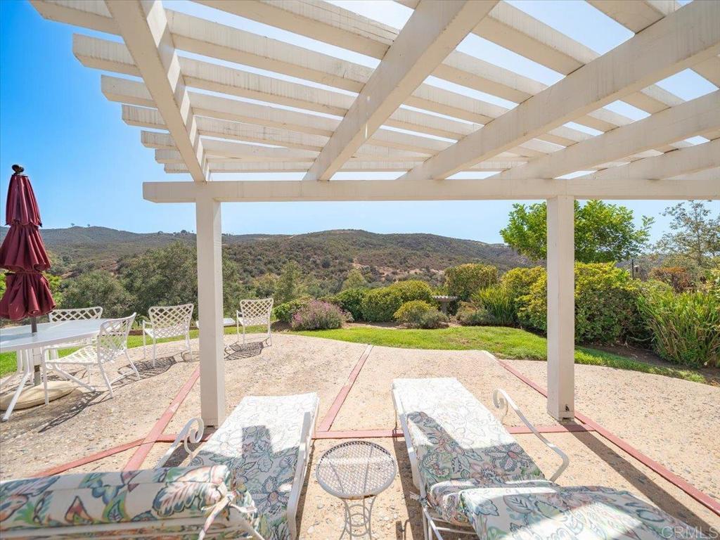 29142 Laurel Valley Drive Property Photo 3