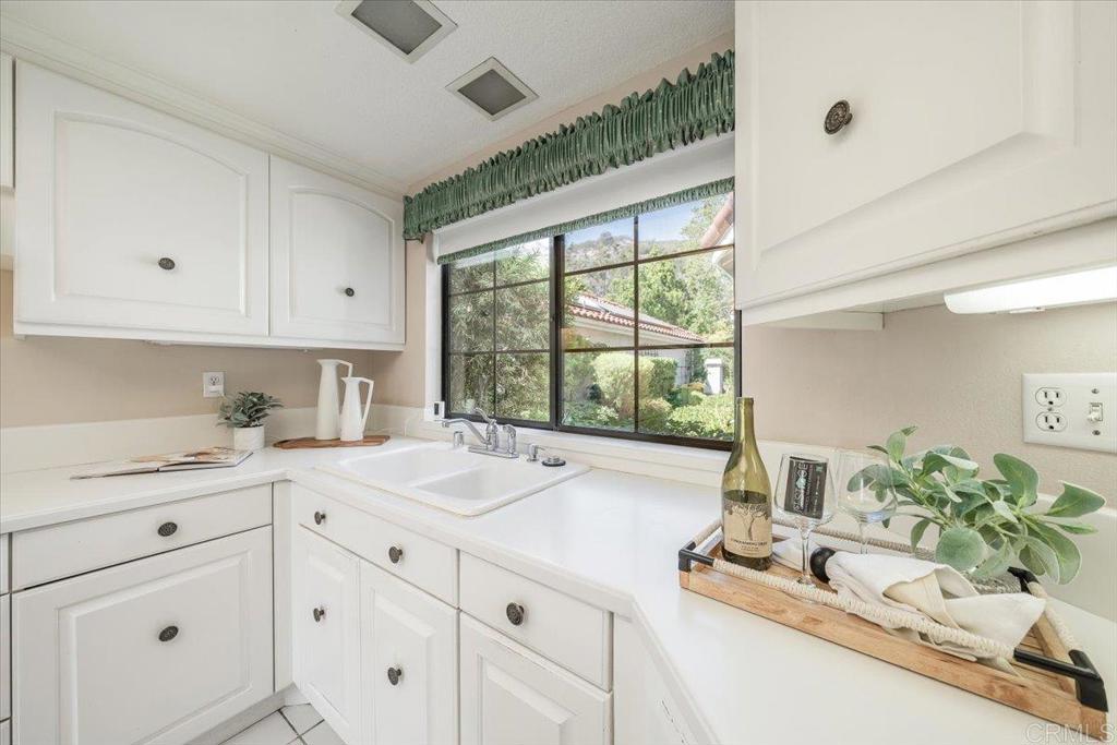 29142 Laurel Valley Drive Property Photo 12