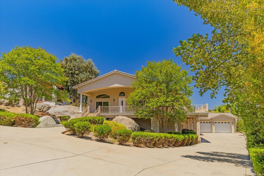 15511 Calistoga Drive Property Photo 2