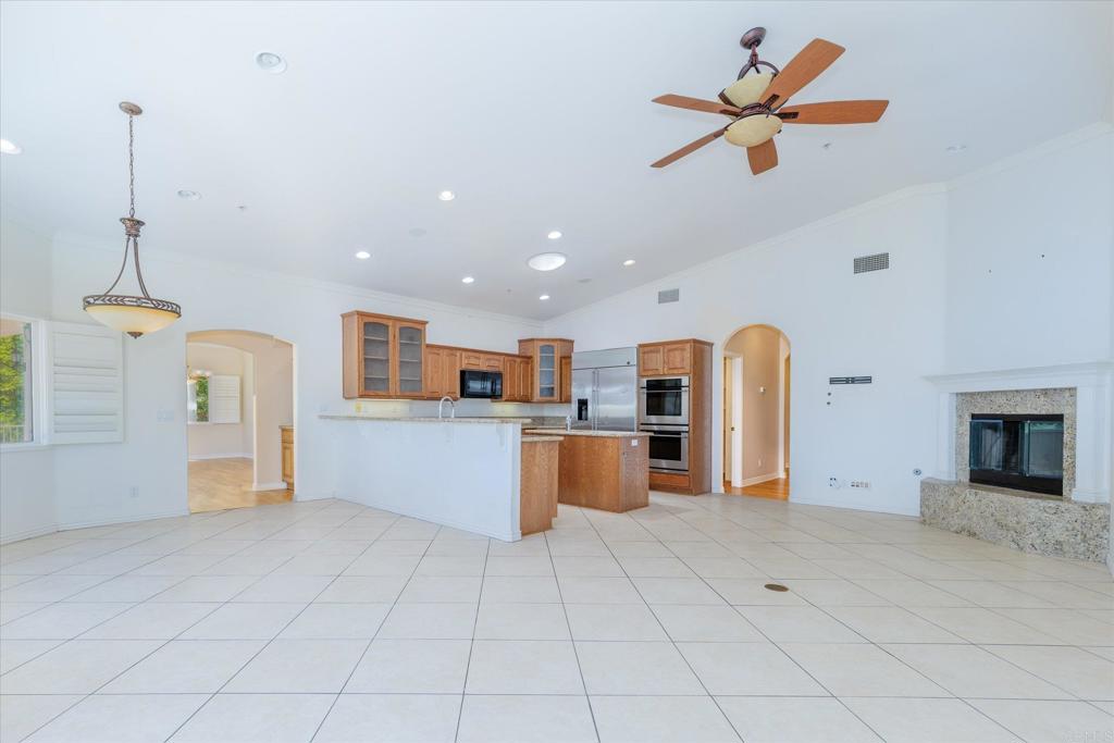 15511 Calistoga Drive Property Photo 8