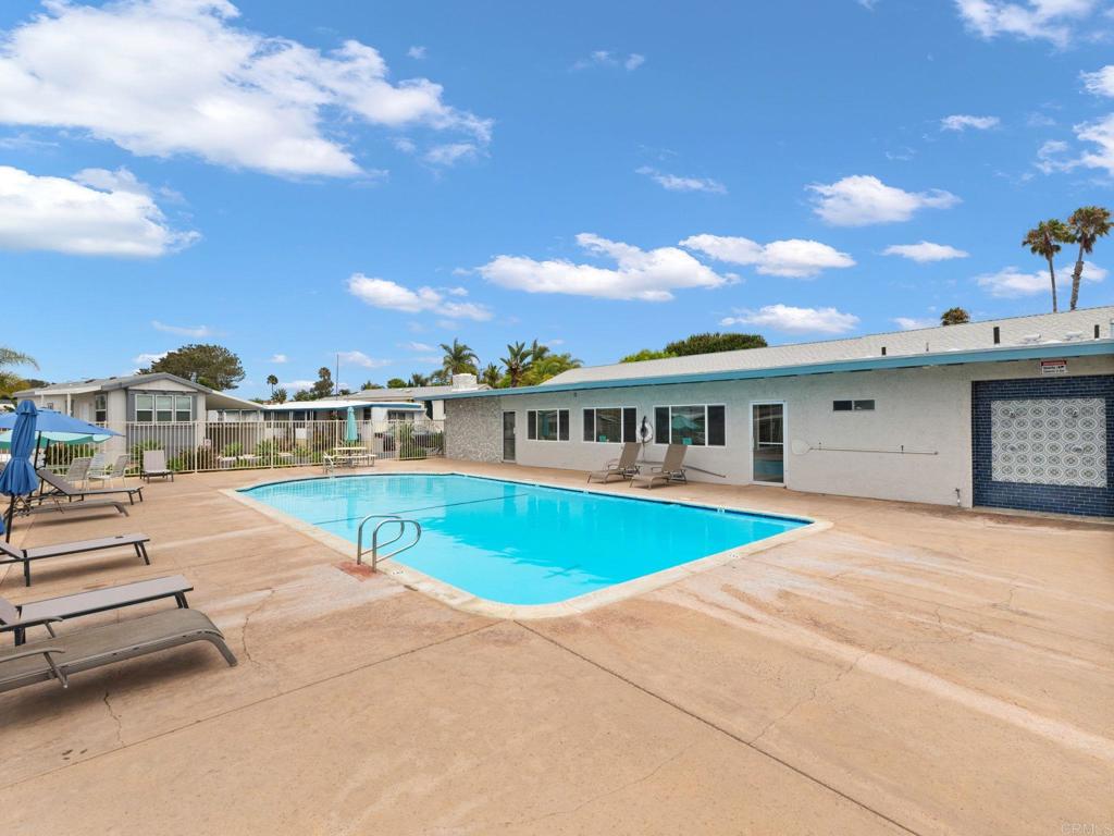 699 N Vulcan Avenue 106 Property Photo 45