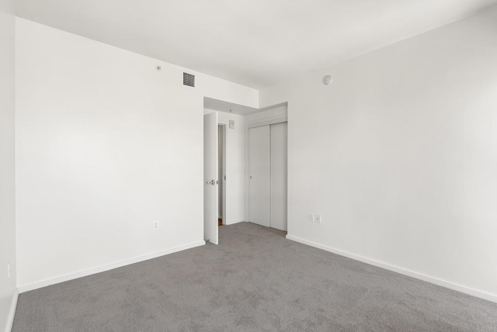 321 Tenth Avenue 902 Property Photo 30