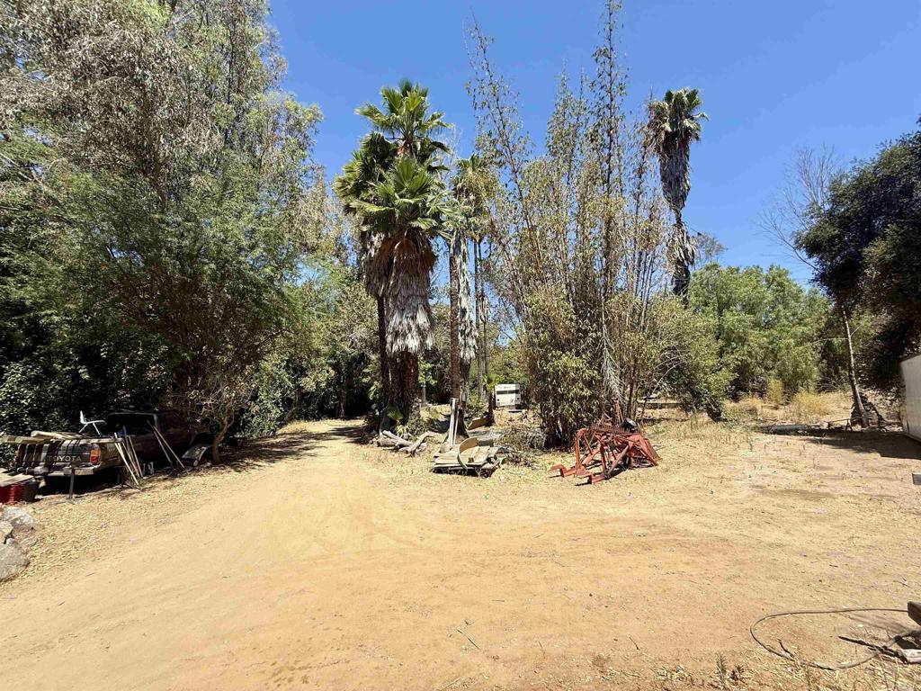764 Old Highway 395 Property Photo 1
