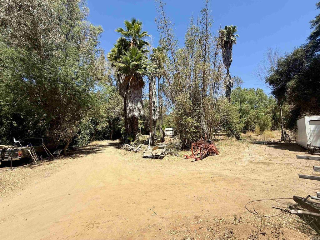 764 Old Highway 395 Property Photo 16