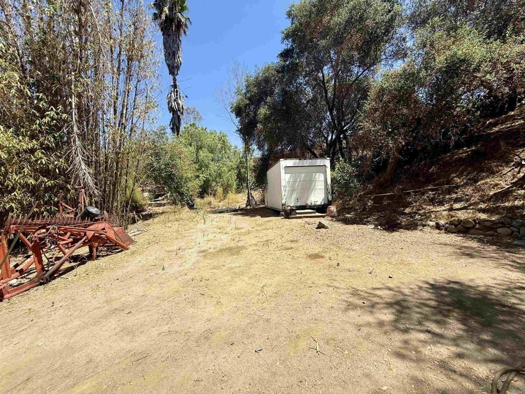 764 Old Highway 395 Property Photo 25