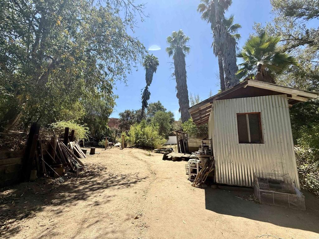 764 Old Highway 395 Property Photo 28