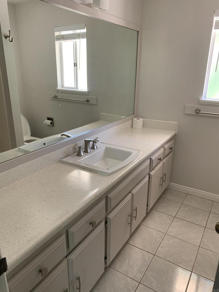 12002 Sky View Drive Property Photo 12