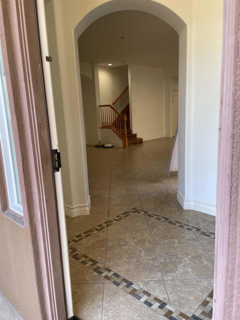 415 N Cedros Property Photo 3
