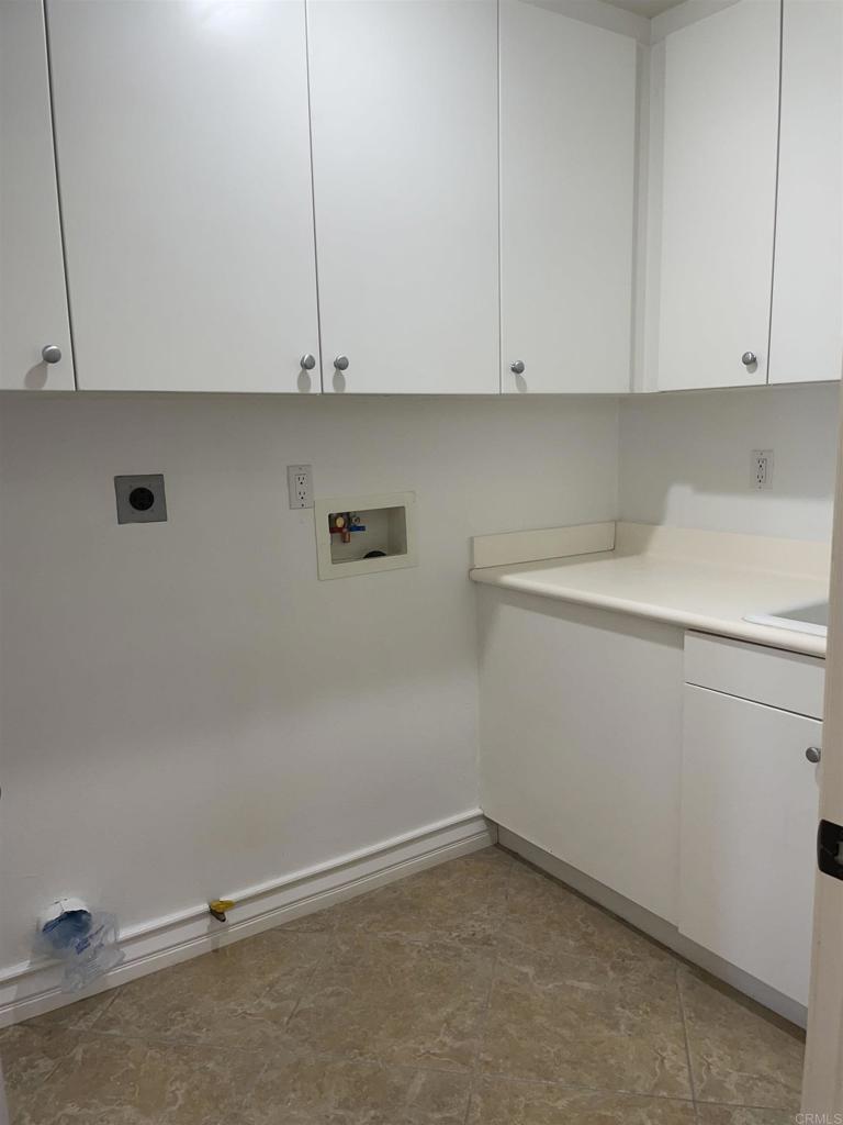 415 N Cedros Property Photo 4