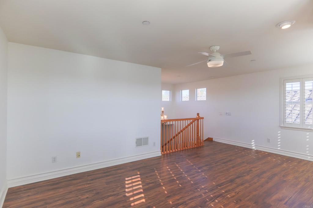 415 N Cedros Property Photo 16