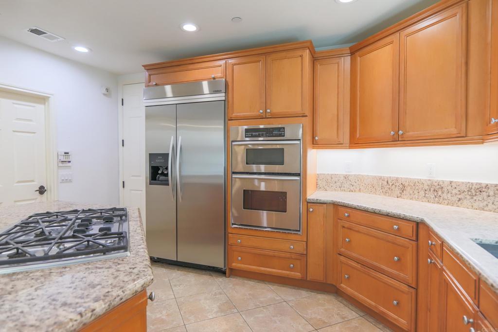 415 N Cedros Property Photo 19