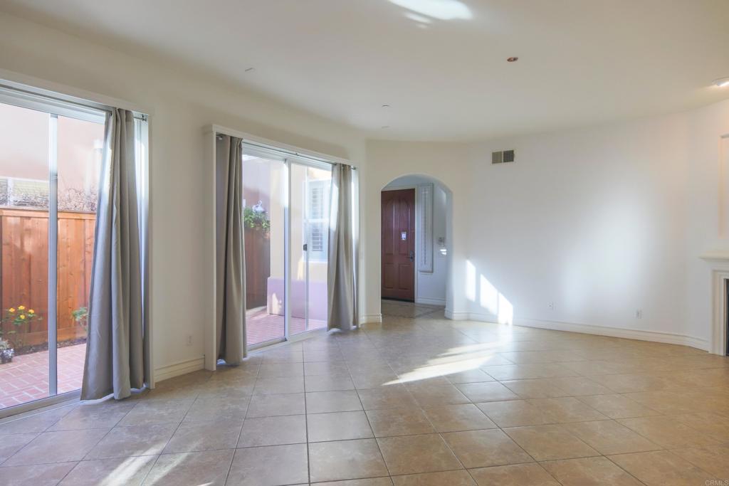 415 N Cedros Property Photo 31