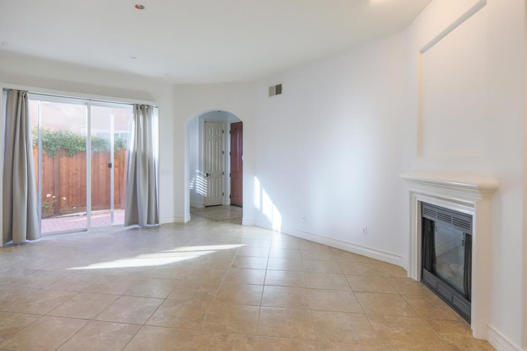 415 N Cedros Property Photo 32