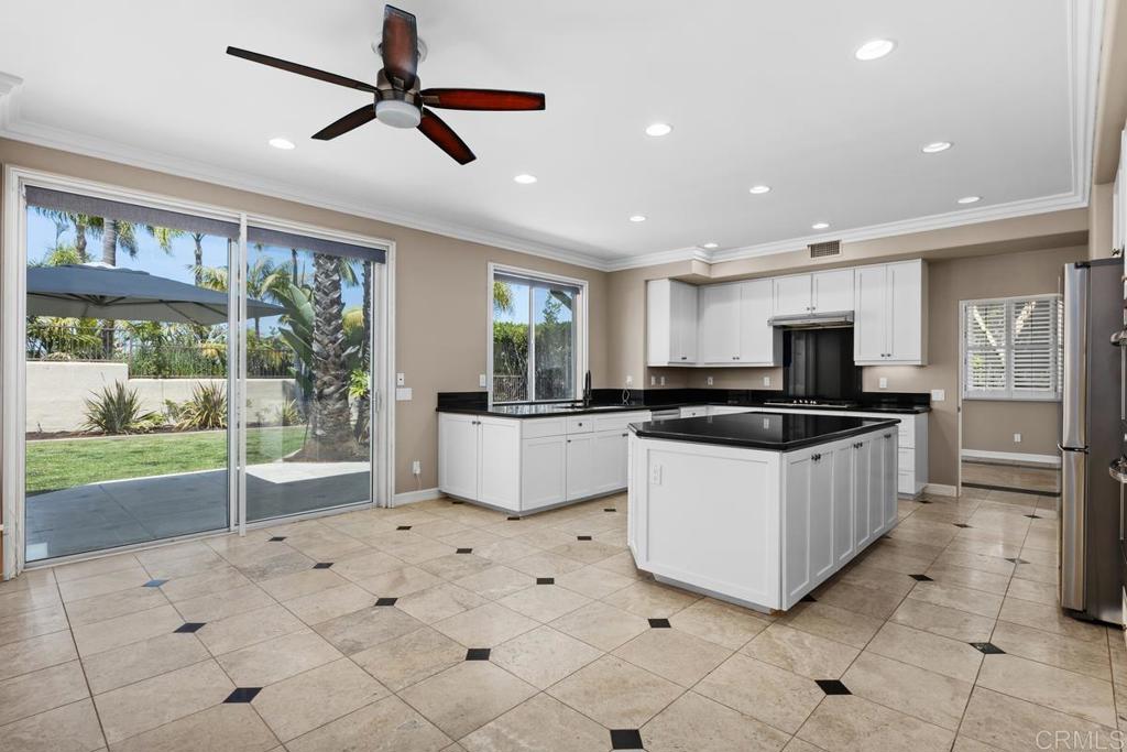 5116 White Emerald Drive Property Photo 10