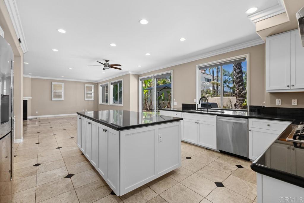 5116 White Emerald Drive Property Photo 16