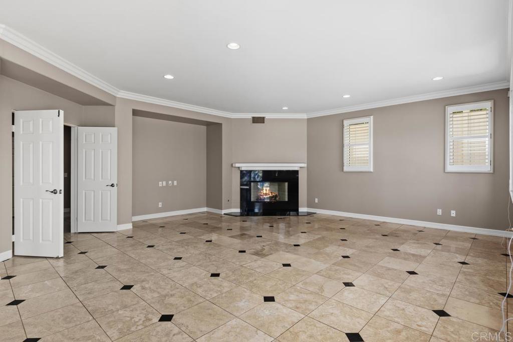 5116 White Emerald Drive Property Photo 18