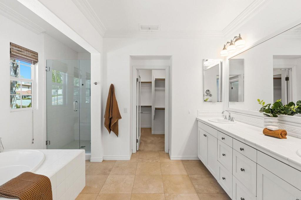 2705 Plumeria Drive Property Photo 19