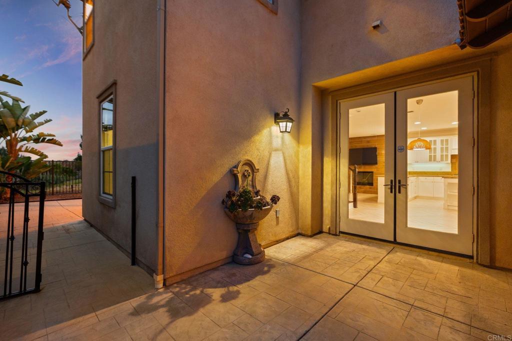2705 Plumeria Drive Property Photo 29