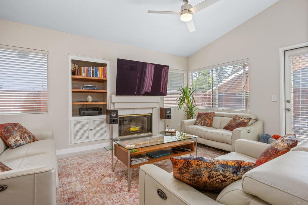 4668 Calle Del Greco Property Photo 12