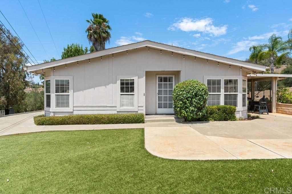 2051 Rainbow Glen Road Property Photo