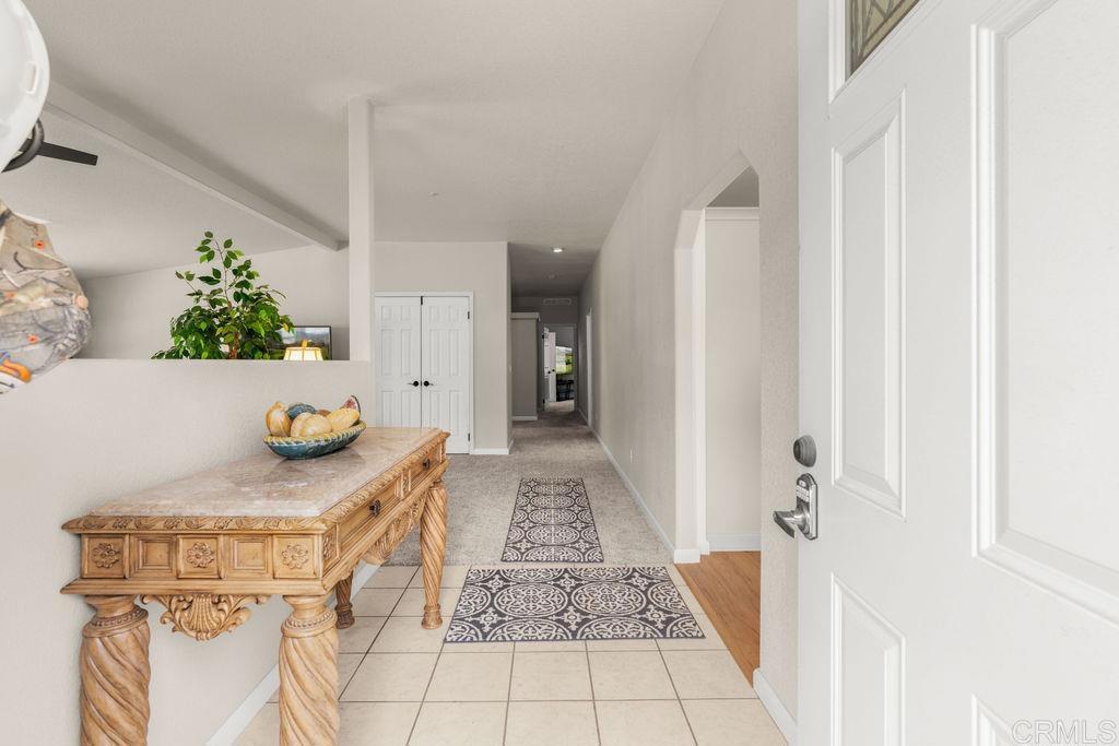 2051 Rainbow Glen Road Property Photo 8