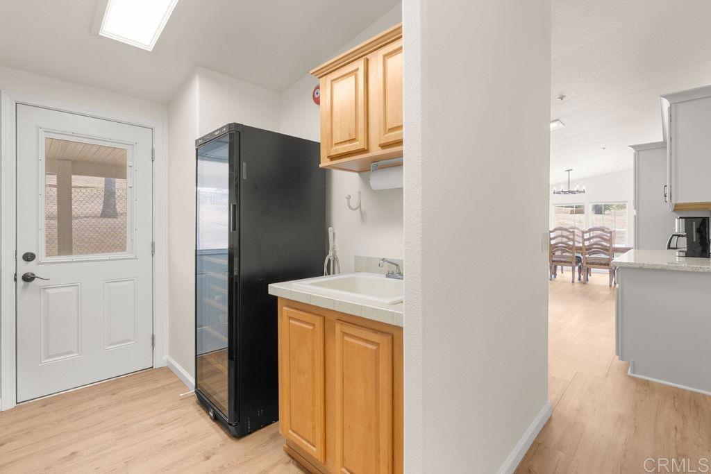 2051 Rainbow Glen Road Property Photo 19