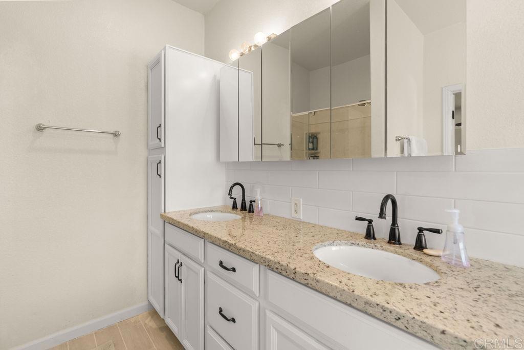 2051 Rainbow Glen Road Property Photo 27