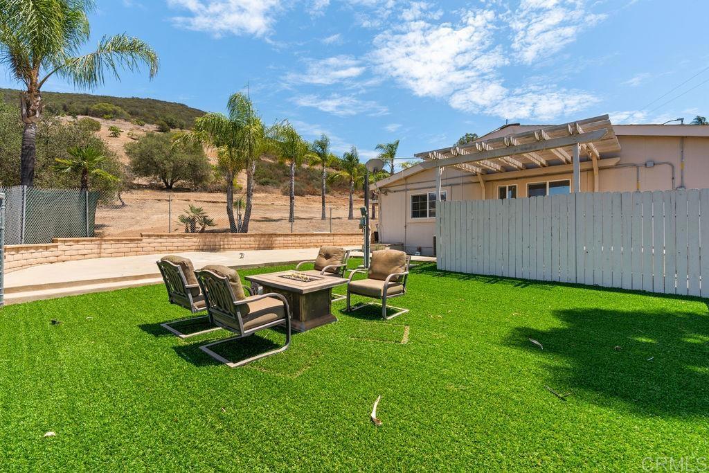 2051 Rainbow Glen Road Property Photo 32