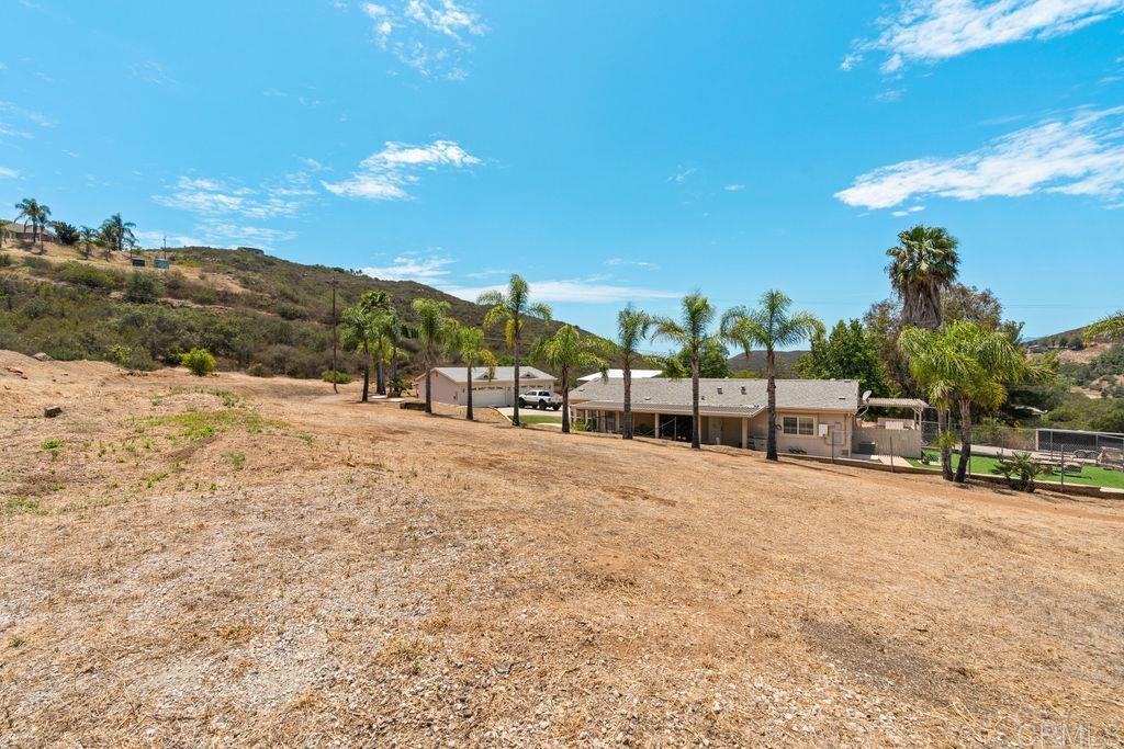 2051 Rainbow Glen Road Property Photo 38