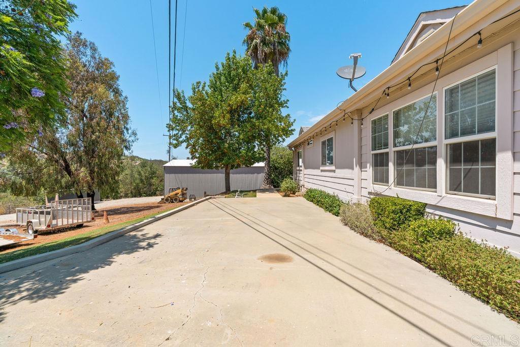 2051 Rainbow Glen Road Property Photo 42