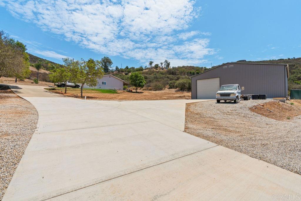 2051 Rainbow Glen Road Property Photo 46