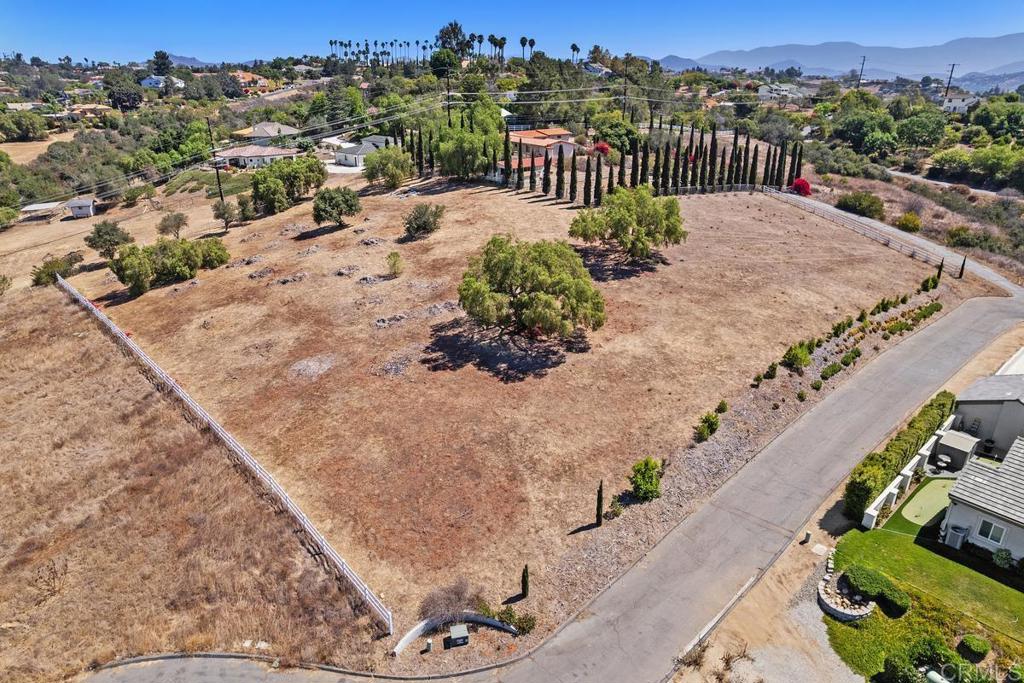 Linda Vista Terrace Property Photo 1