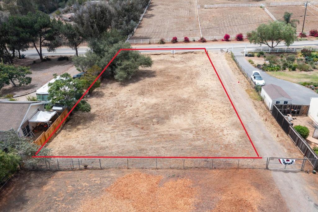 Cassou Road Property Photo 2