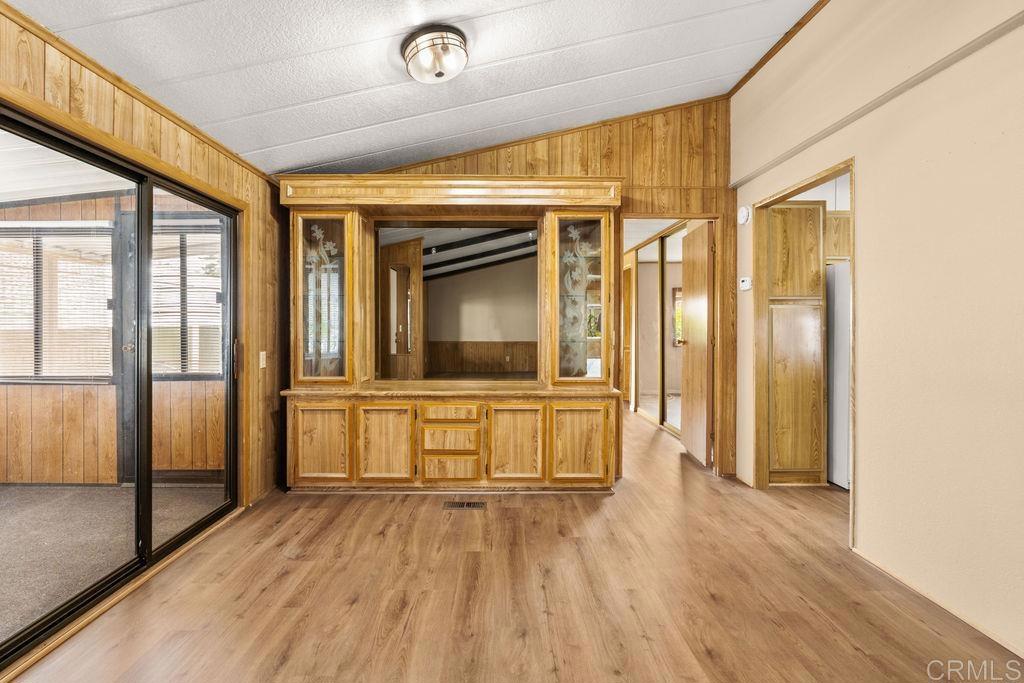 5228 Don Valdez Drive Property Photo 14