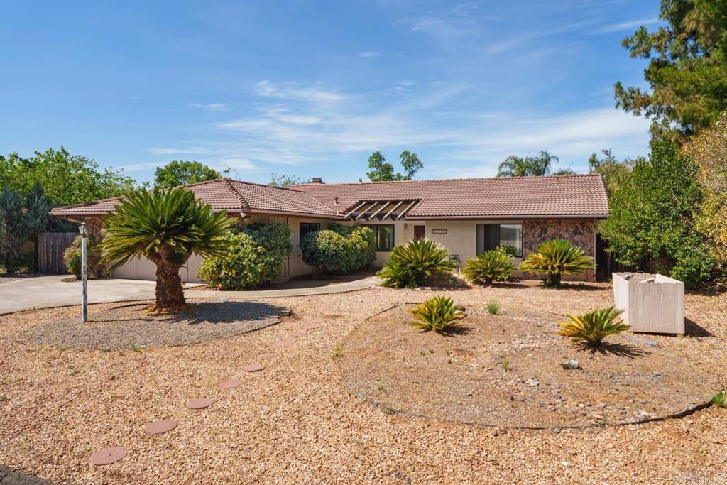 25641 Bellemore Property Photo 1