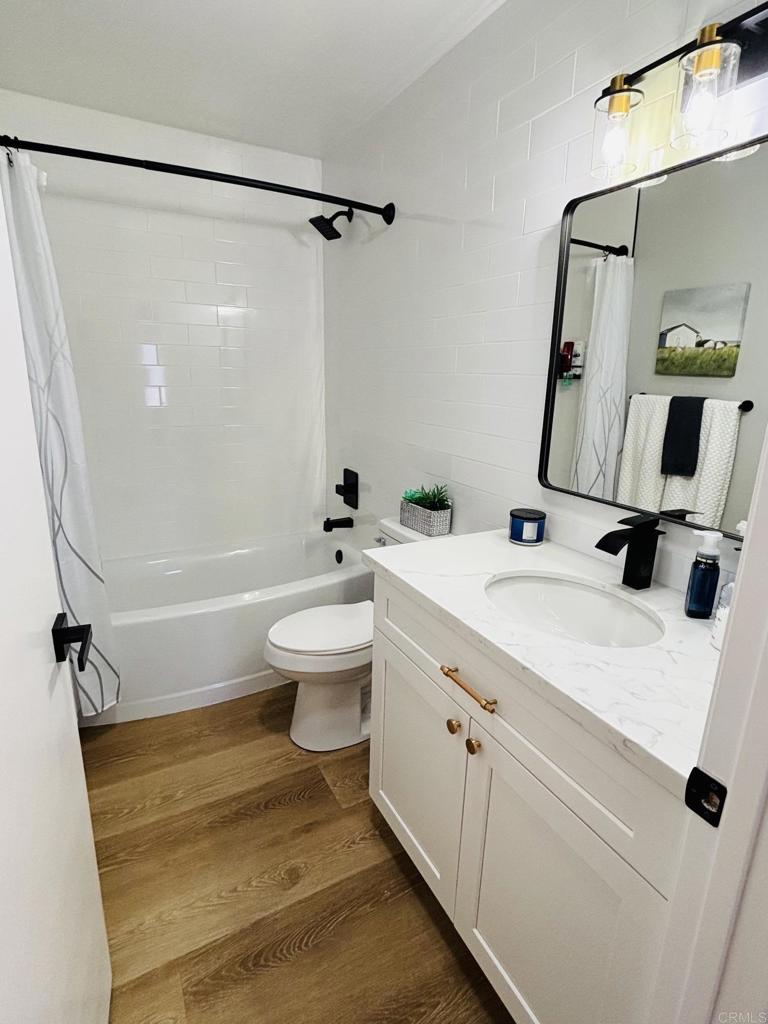 4473 Kittiwake Way Property Photo 9