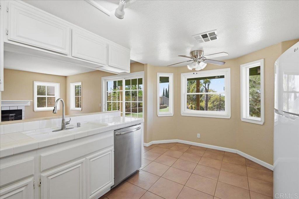 842 Porter Way Property Photo 12
