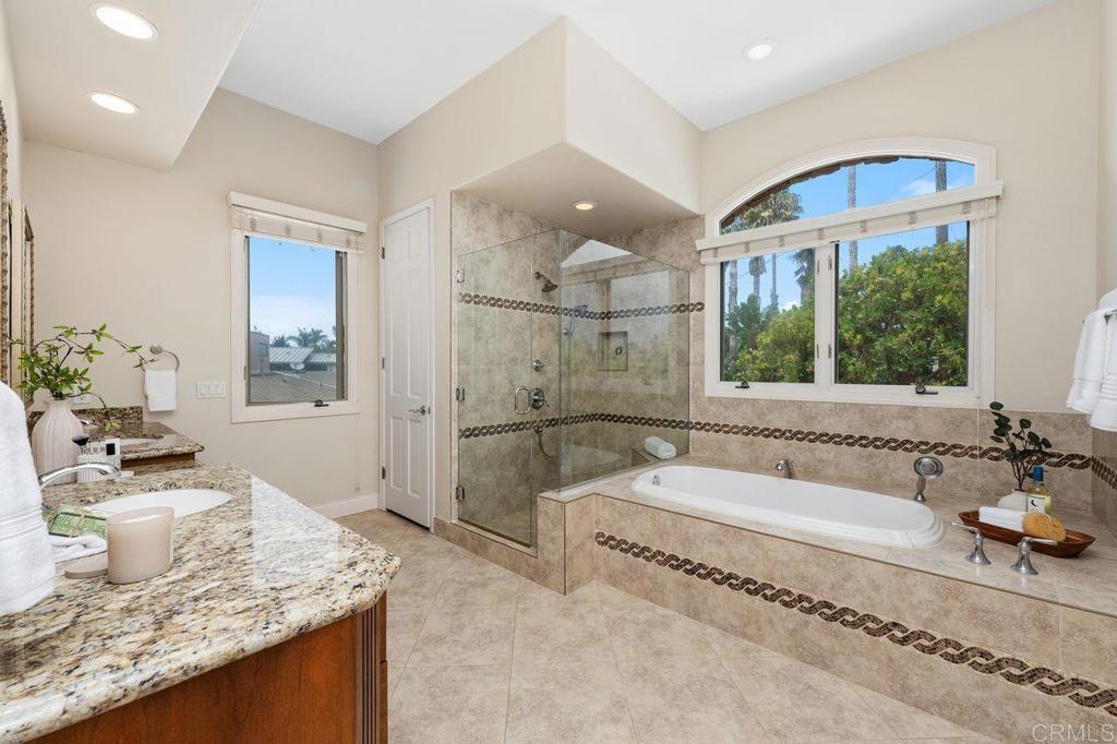 602 Hymettus Avenue Property Photo 40
