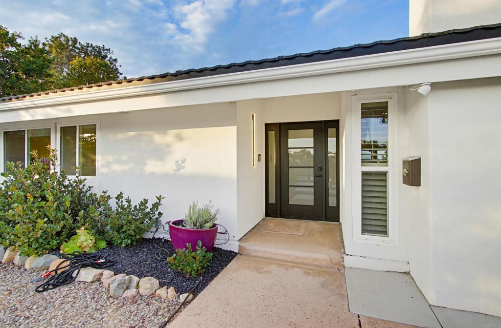 5605 Soledad Mountain Rd Property Photo 14