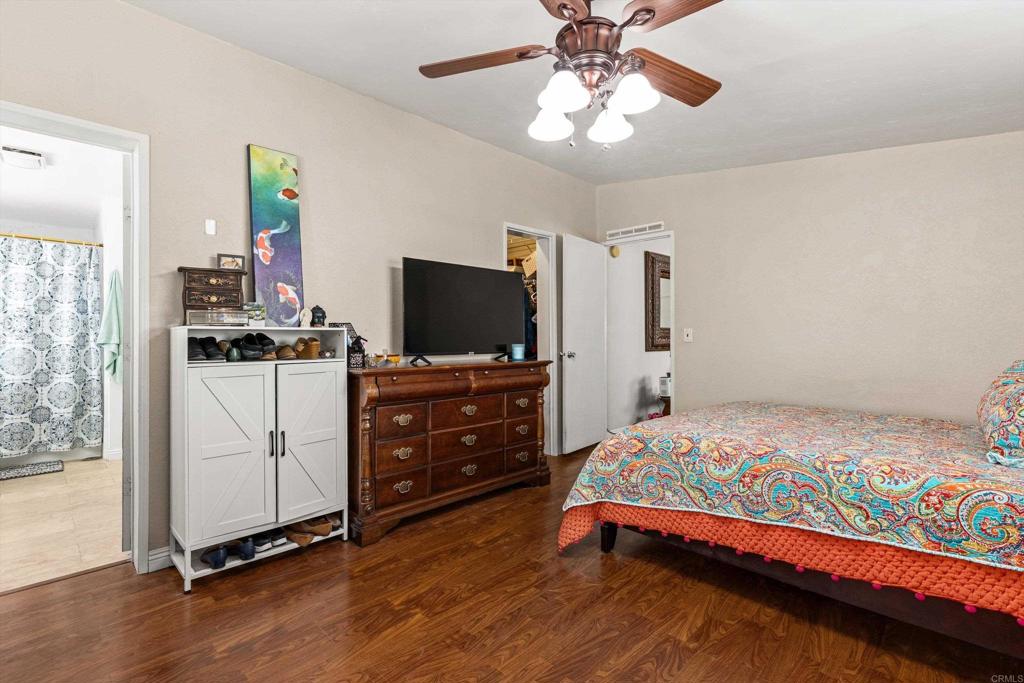 400 N Melrose Drive N 23 Property Photo 10