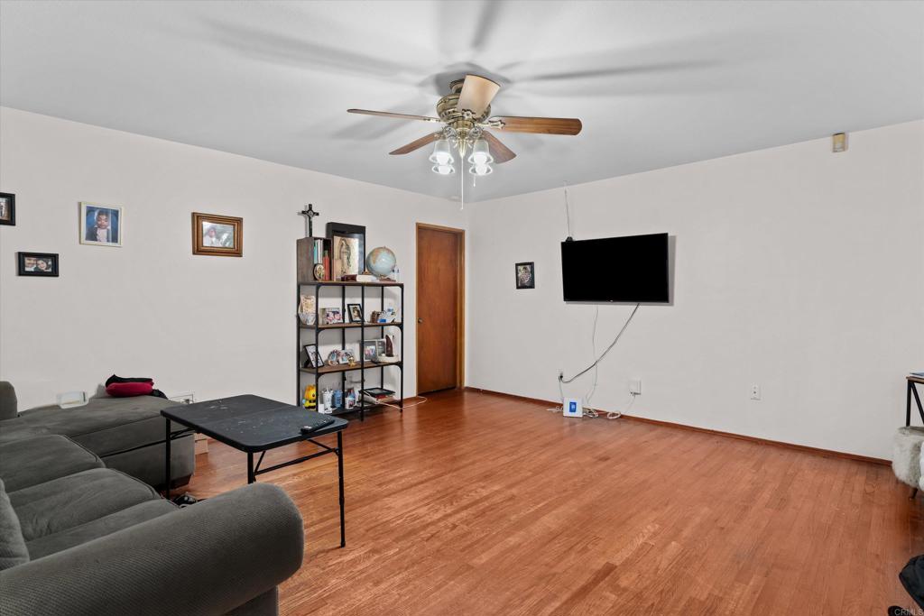 1240 70 Holly Avenue Property Photo 27