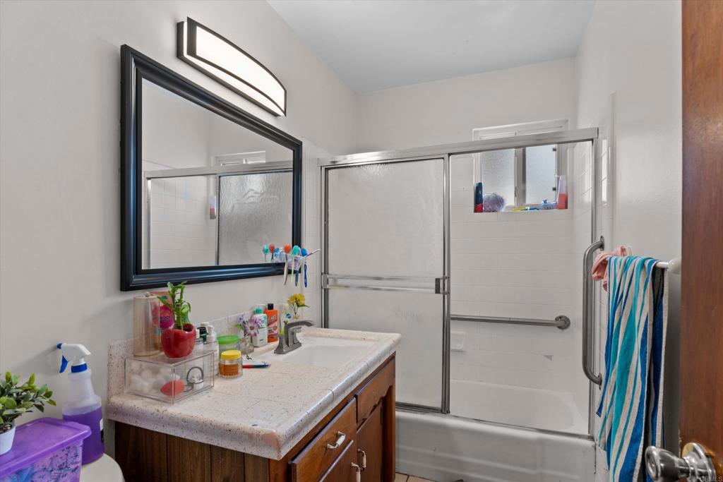 1240 70 Holly Avenue Property Photo 32