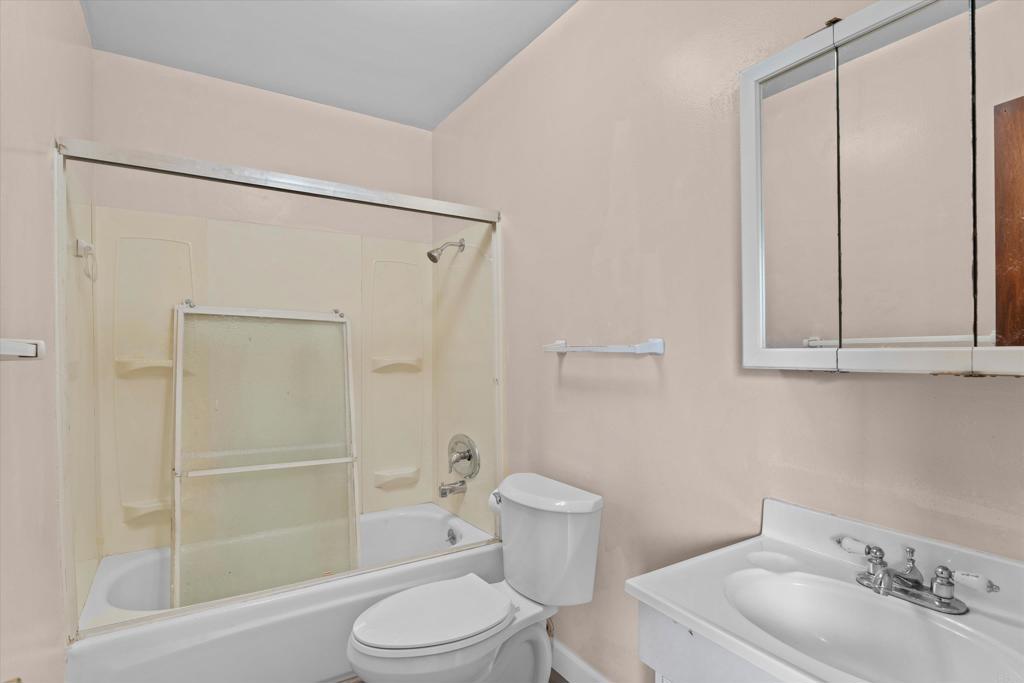 1240 70 Holly Avenue Property Photo 60
