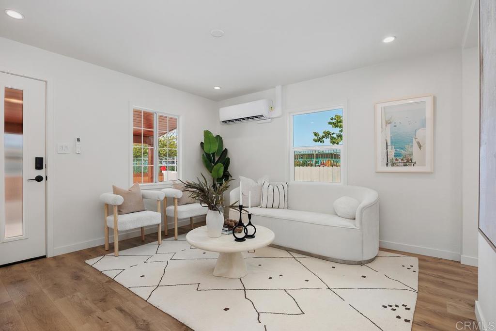 1421 Puls Street Property Photo 6
