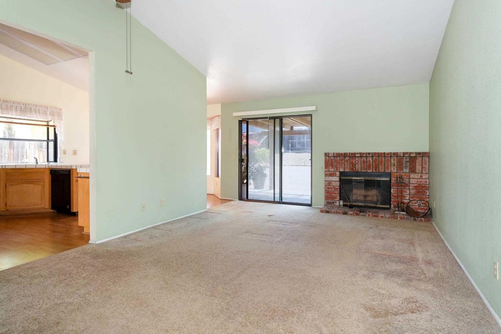 5327 Mead Street Property Photo 1