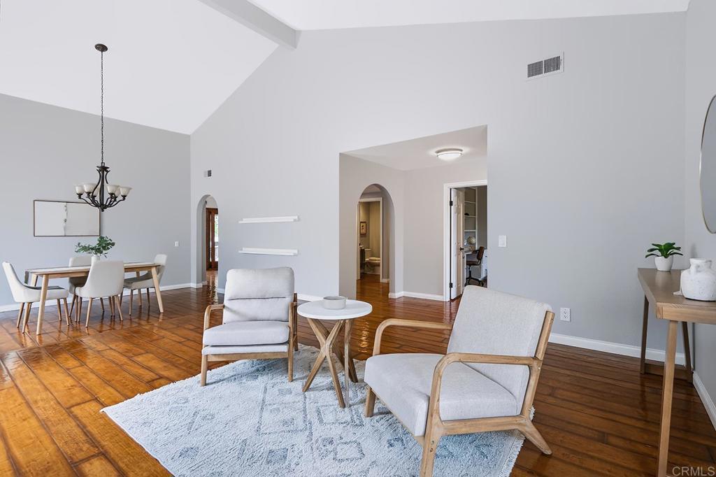 2027 Bruceala Court Property Photo 7