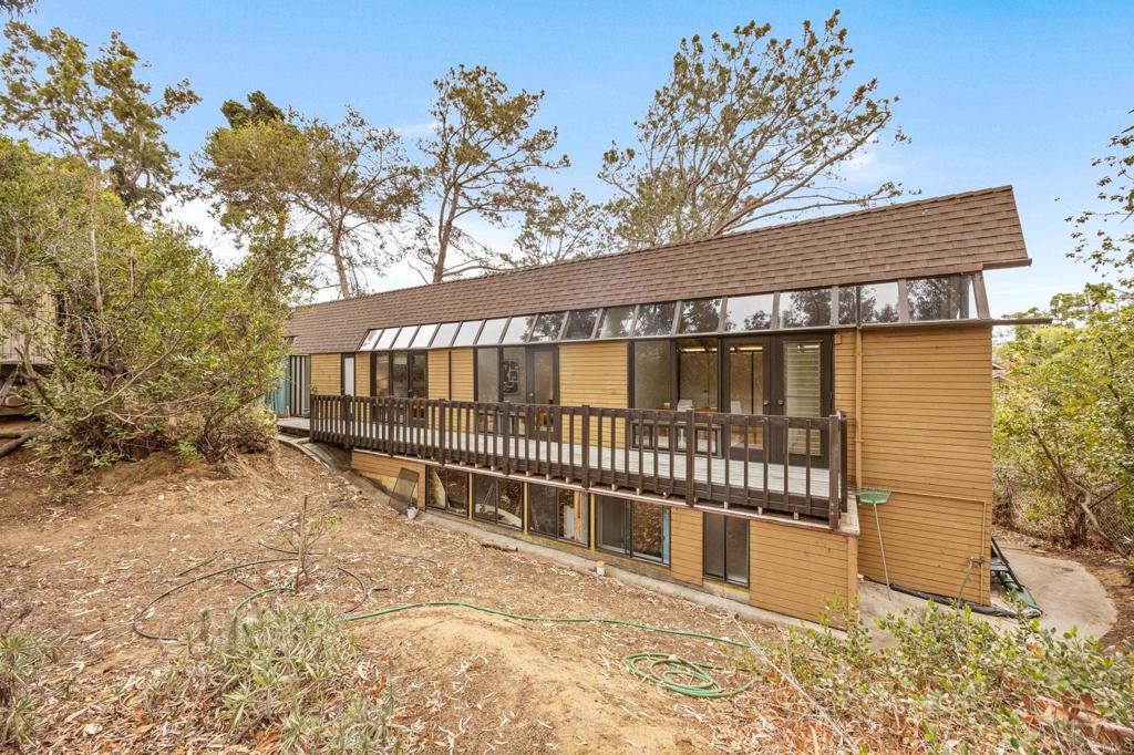 343 Serpentine Drive Property Photo 32