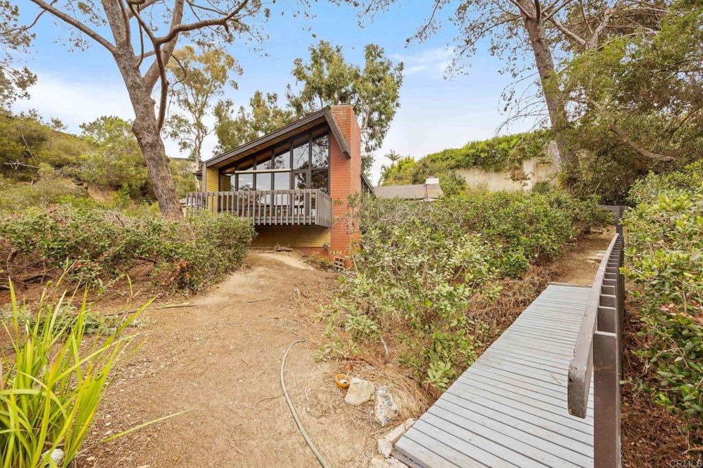 343 Serpentine Drive Property Photo 40