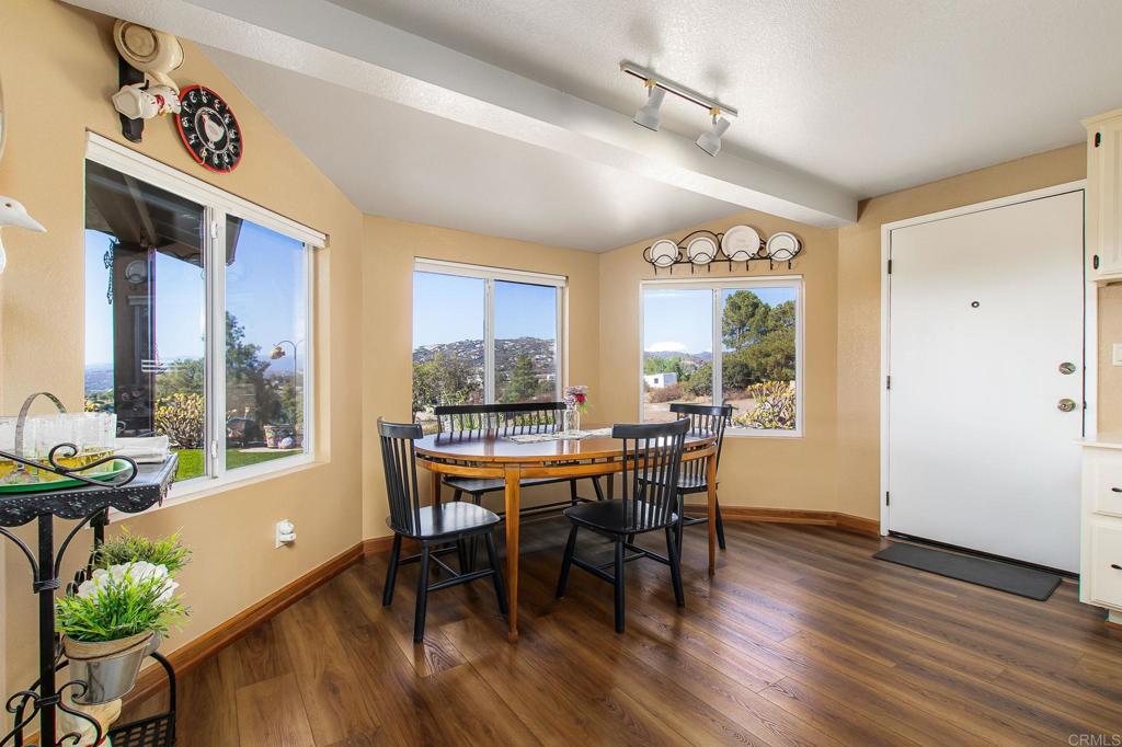 671 Philton Property Photo 21